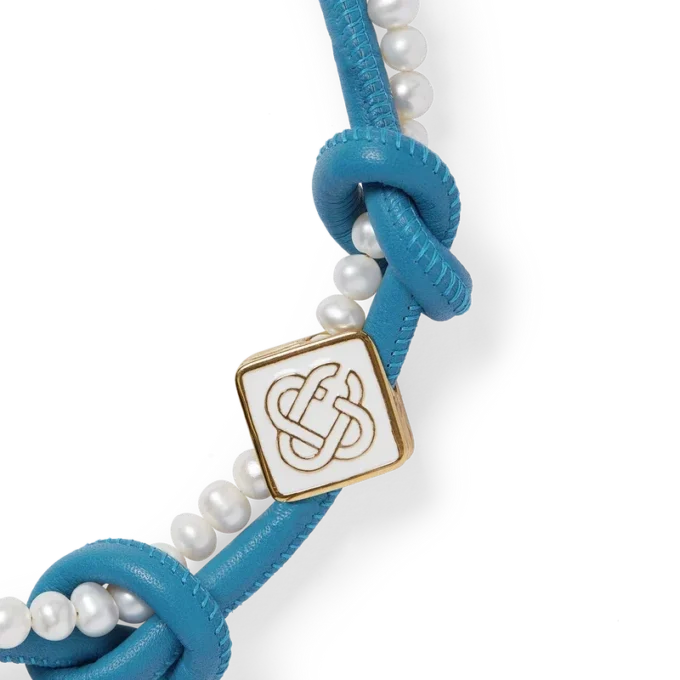 Blauwe geknoopte ketting Blauwe geknoopte ketting