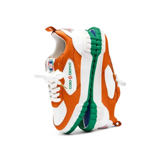 Court sneaker voor dames in oranje en wit Court sneaker voor dames in oranje en wit