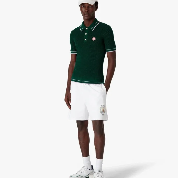 Groen gehaakt poloshirt met korte mouwen Groen gehaakt poloshirt met korte mouwen