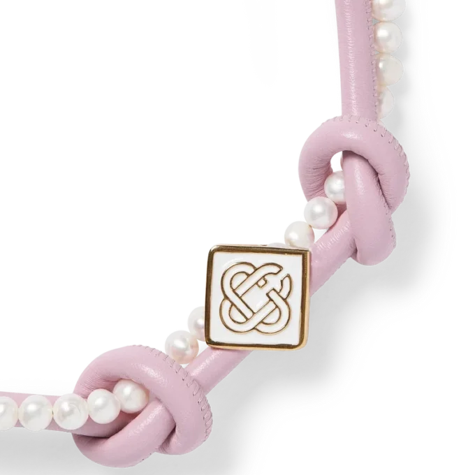 Roze geknoopte ketting Roze geknoopte ketting