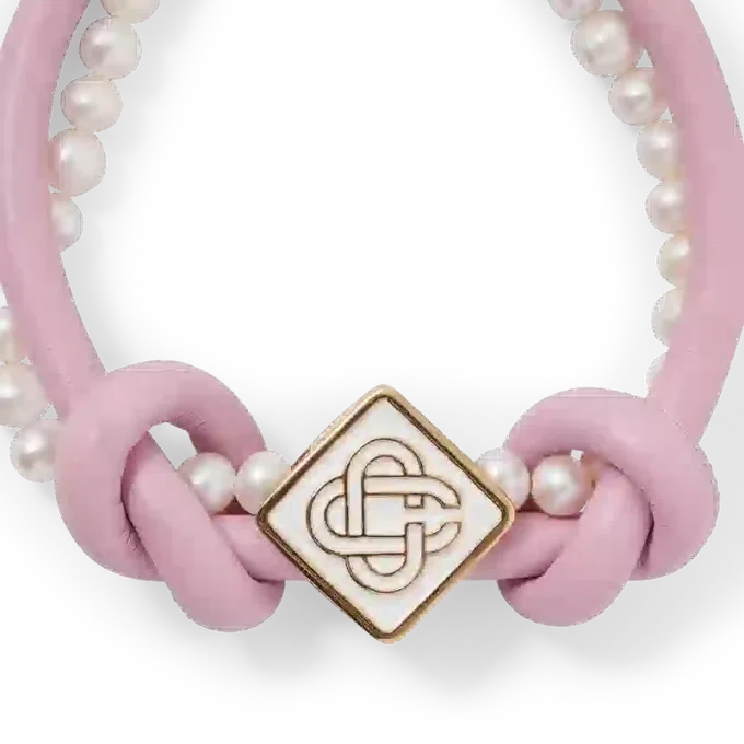Roze geknoopte parelarmband Roze geknoopte parelarmband