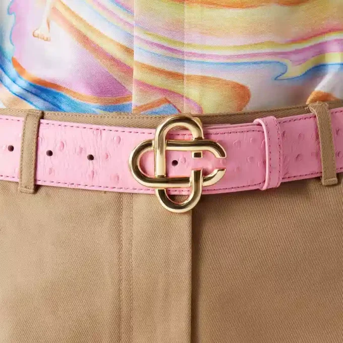 Roze riem met CC-logo in reliëf Roze riem met CC-logo in reliëf