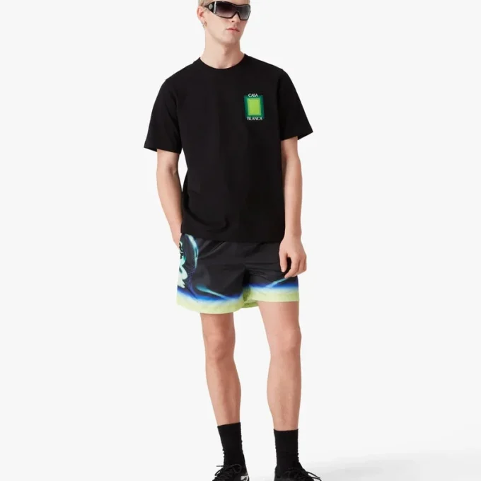T-shirt met vierkant logo en korte mouwen