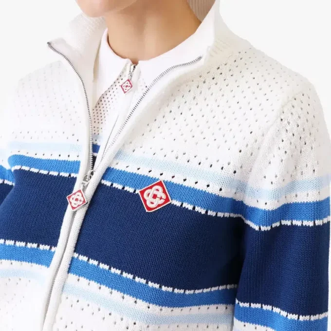 Wit-blauw gestreept bomberjack van mesh