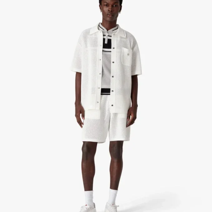 Wit mesh-overhemd met korte mouwen Wit mesh-overhemd met korte mouwen